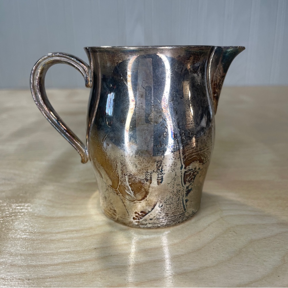 Vintage WM. Rogers Paul Revere Reproduction Silver Plate Creamer